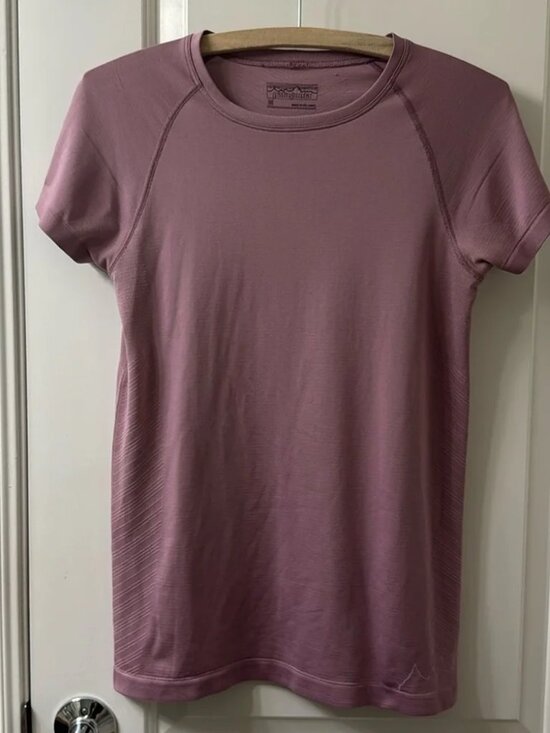 Tops - Women’s Short Sleeve Top | Casual Lightweight Tee | Everyday Basic Shirt
